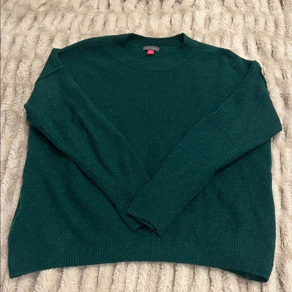 Vince Camuto Sweaters - Vince Camuto Green Sweater Size Small
